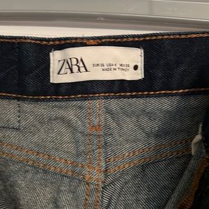 Zara Jeans size 4